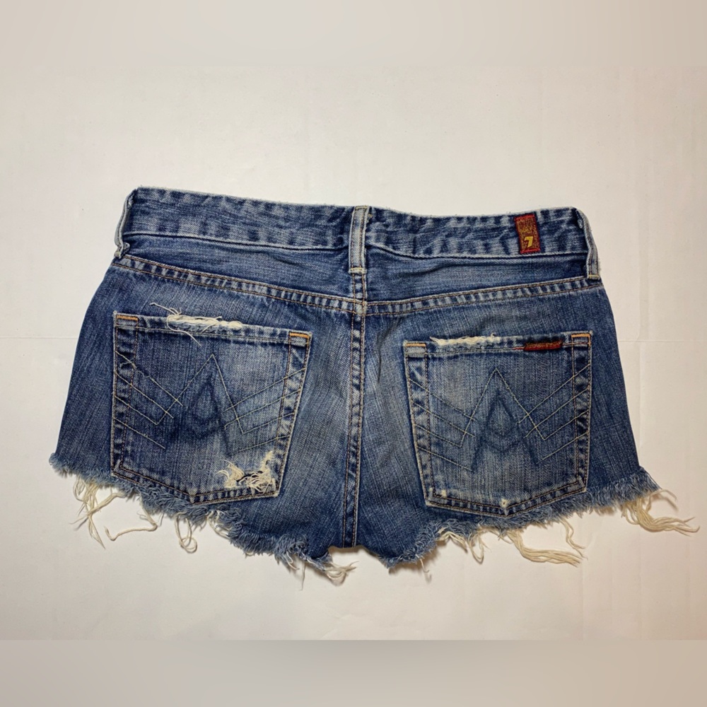 7 For All Mankind Cut-off Denim Shorts - Picture 6 of 7